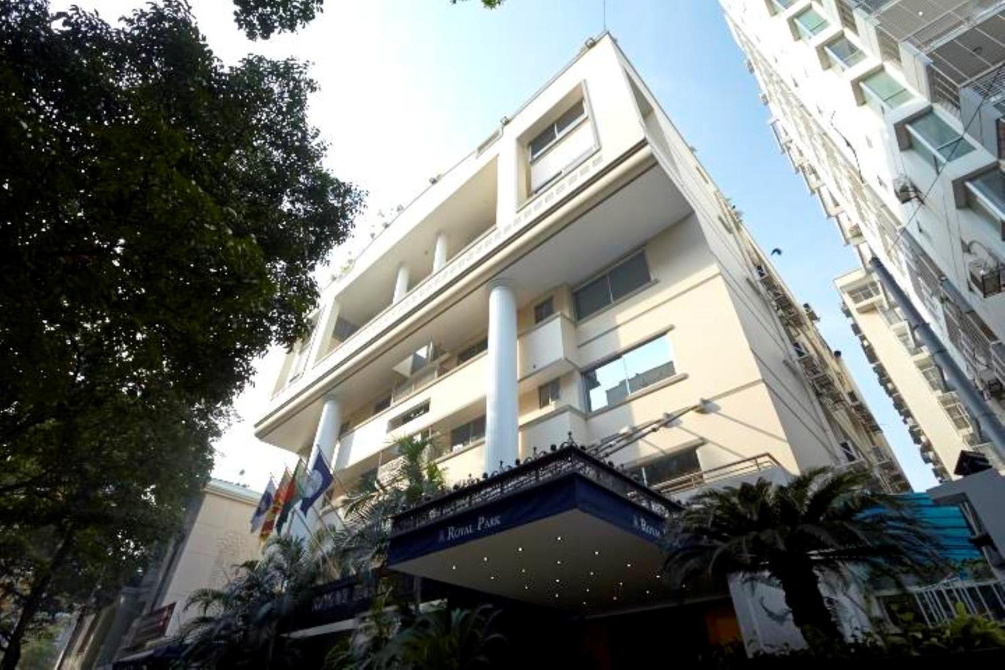 Royal Park Residence Hotel Дака Екстериор снимка