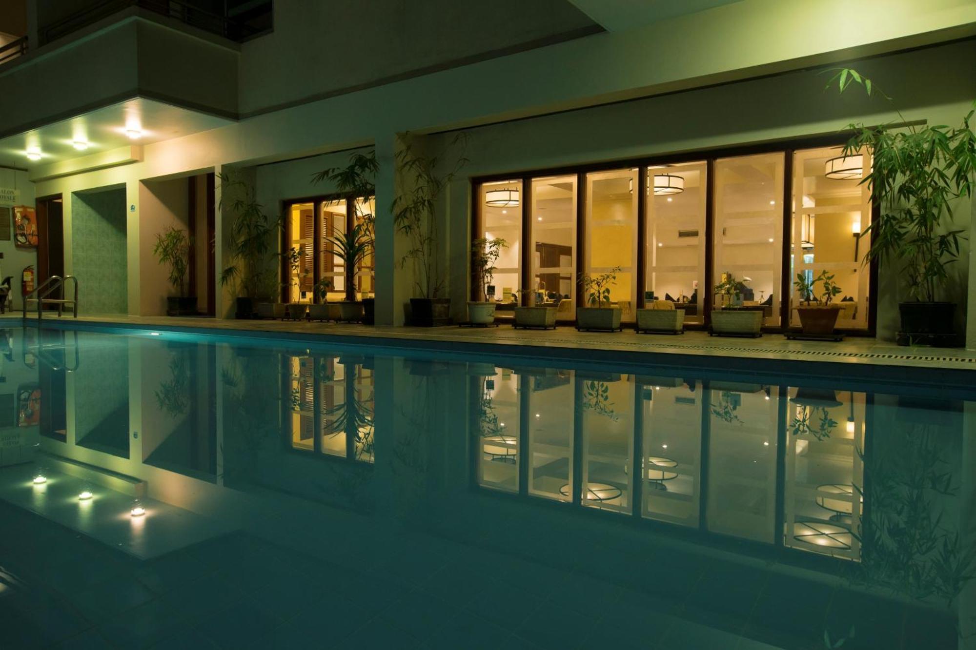 Royal Park Residence Hotel Дака Екстериор снимка